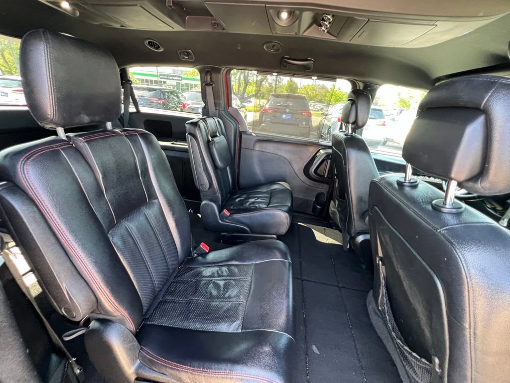 Used 2019 Dodge Grand Caravan GT FWD image 23