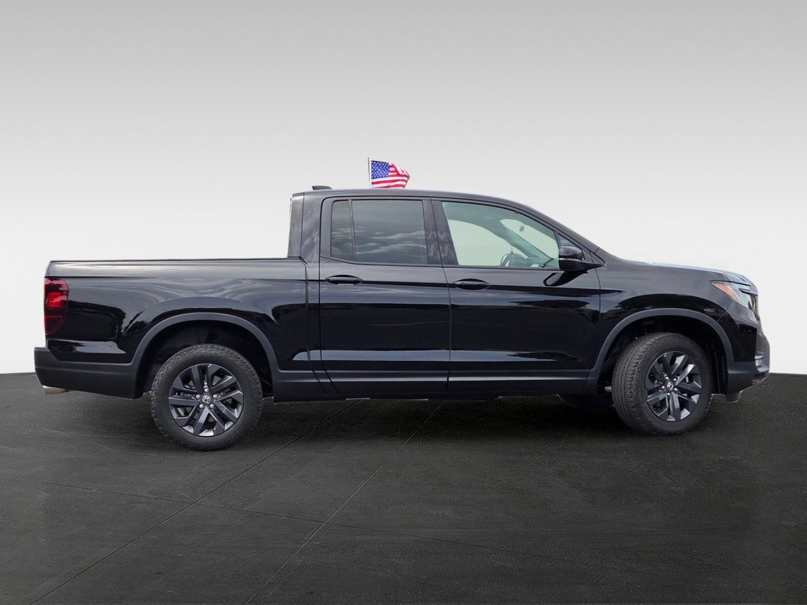 Used 2026 Honda Ridgeline Sport image 3