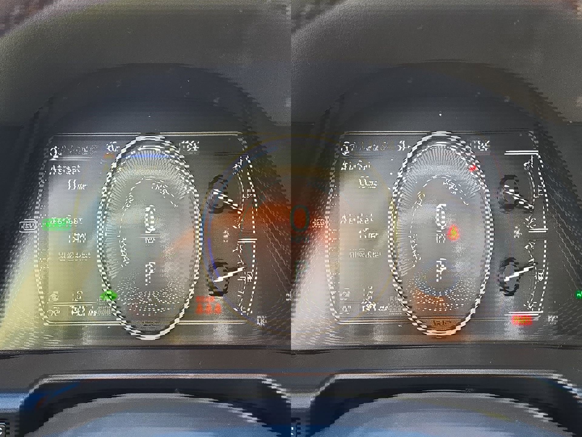 Certified 2025 Lexus ES 300h w/ Premium Package image 20