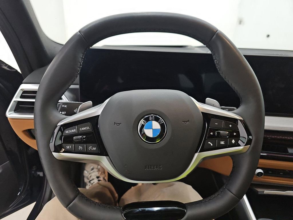 Used 2025 BMW 330i xDrive Sedan image 15