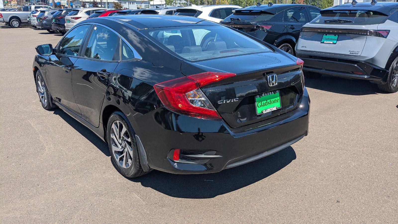 Used 2016 Honda Civic EX image 4