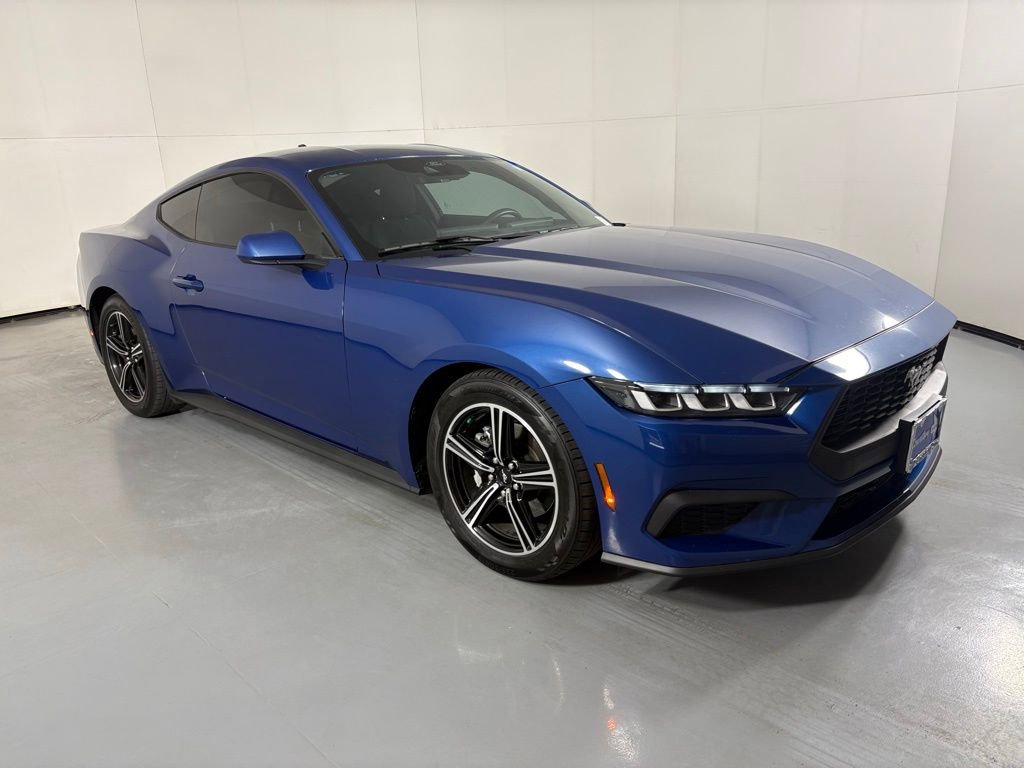 Used 2024 Ford Mustang Coupe image 2