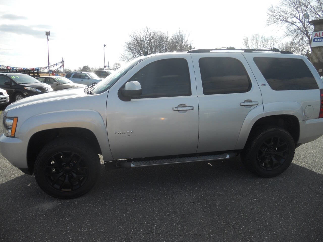 Used 2011 Chevrolet Tahoe LT w/ Luxury Package image 15