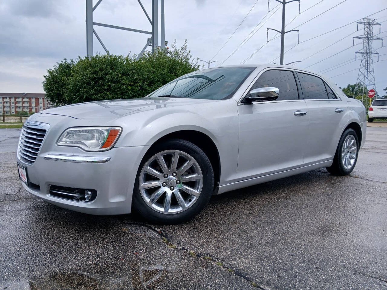 Used 2012 Chrysler 300 Limited RWD image 1