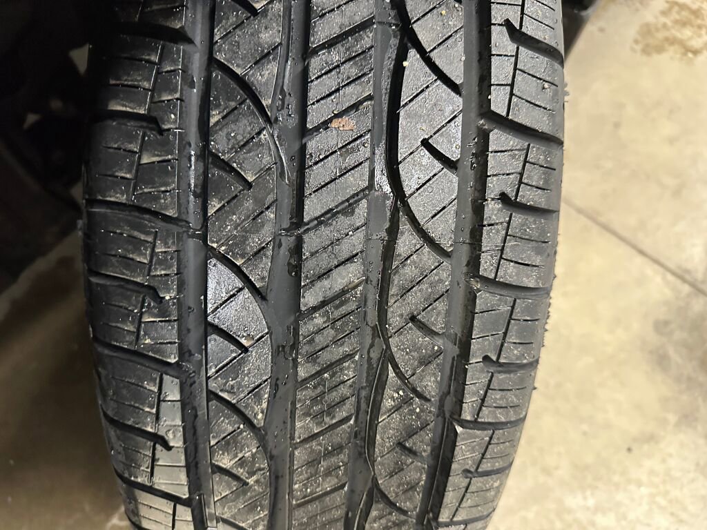 Certified 2023 Chevrolet Traverse LT w/ LPO, Floor Liner Package image 40