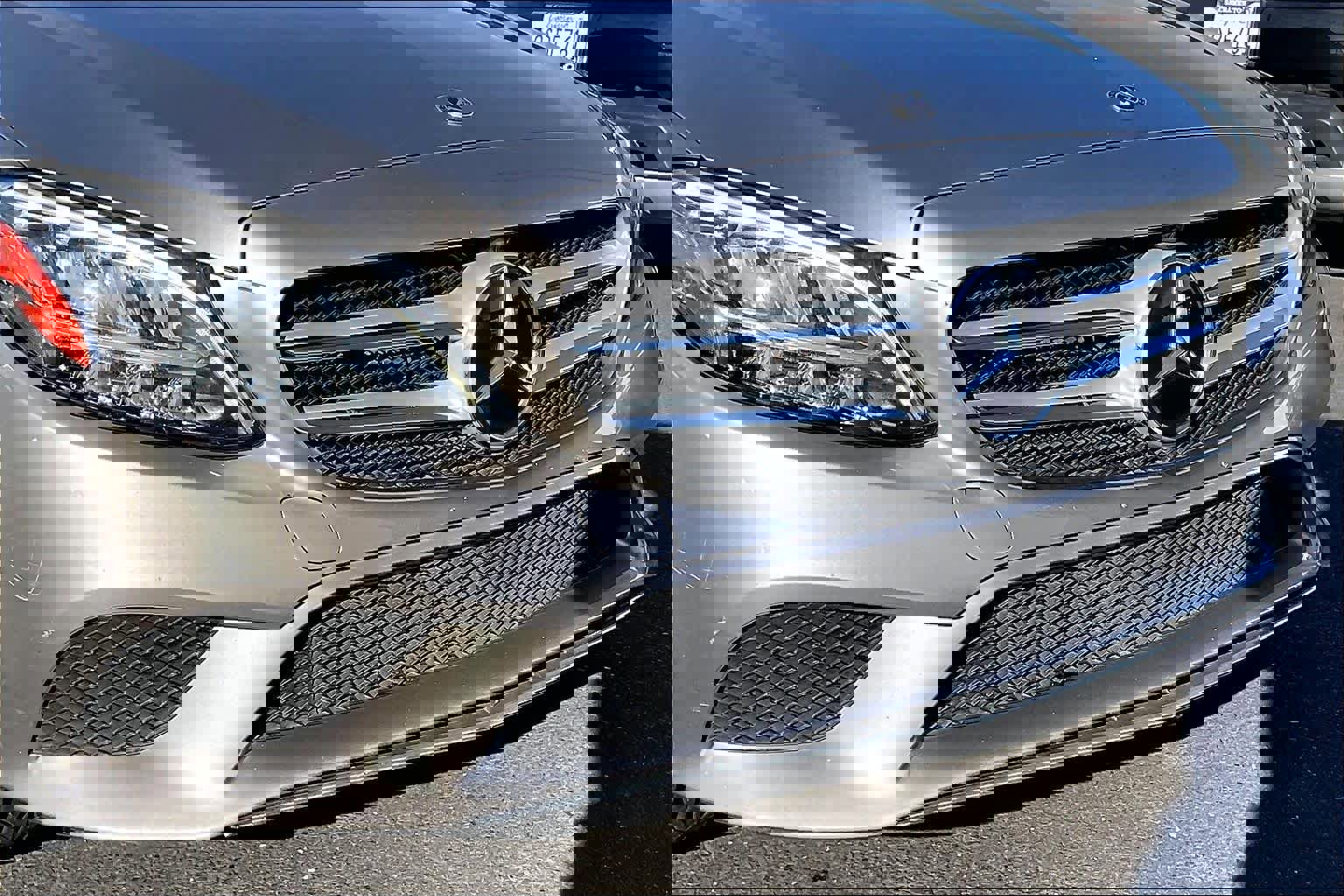 Used 2019 Mercedes-Benz C 300 Sedan image 32