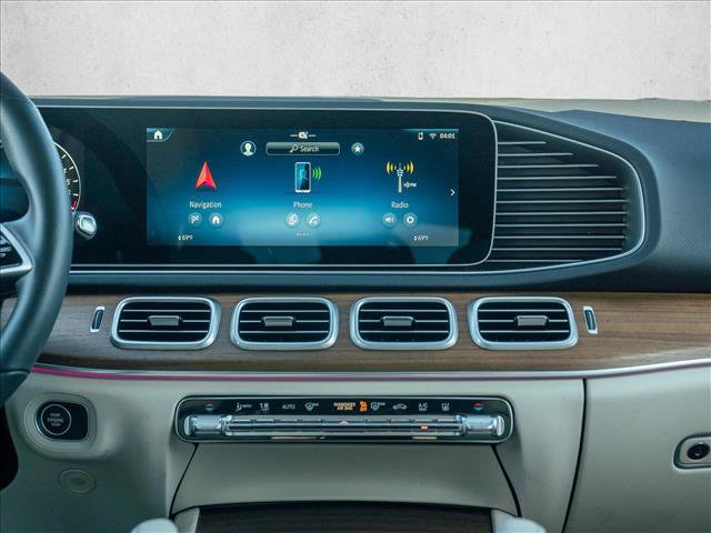 Certified 2025 Mercedes-Benz GLE 450e 4MATIC w/ Winter Package image 21