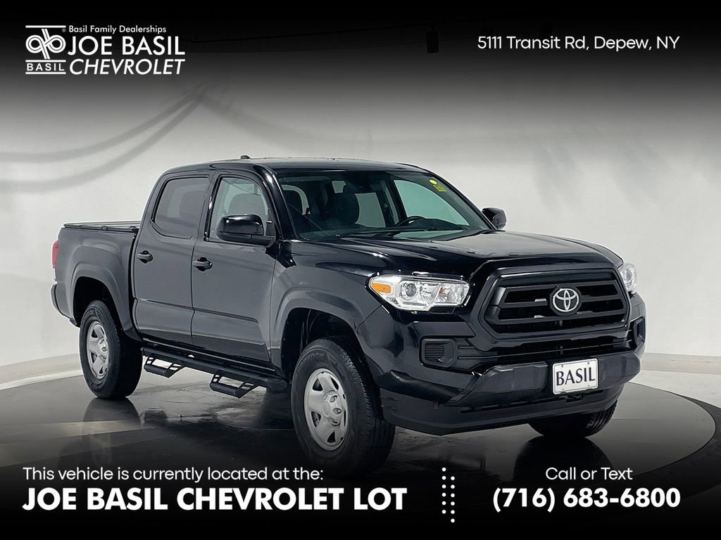 Used 2022 Toyota Tacoma SR image 1