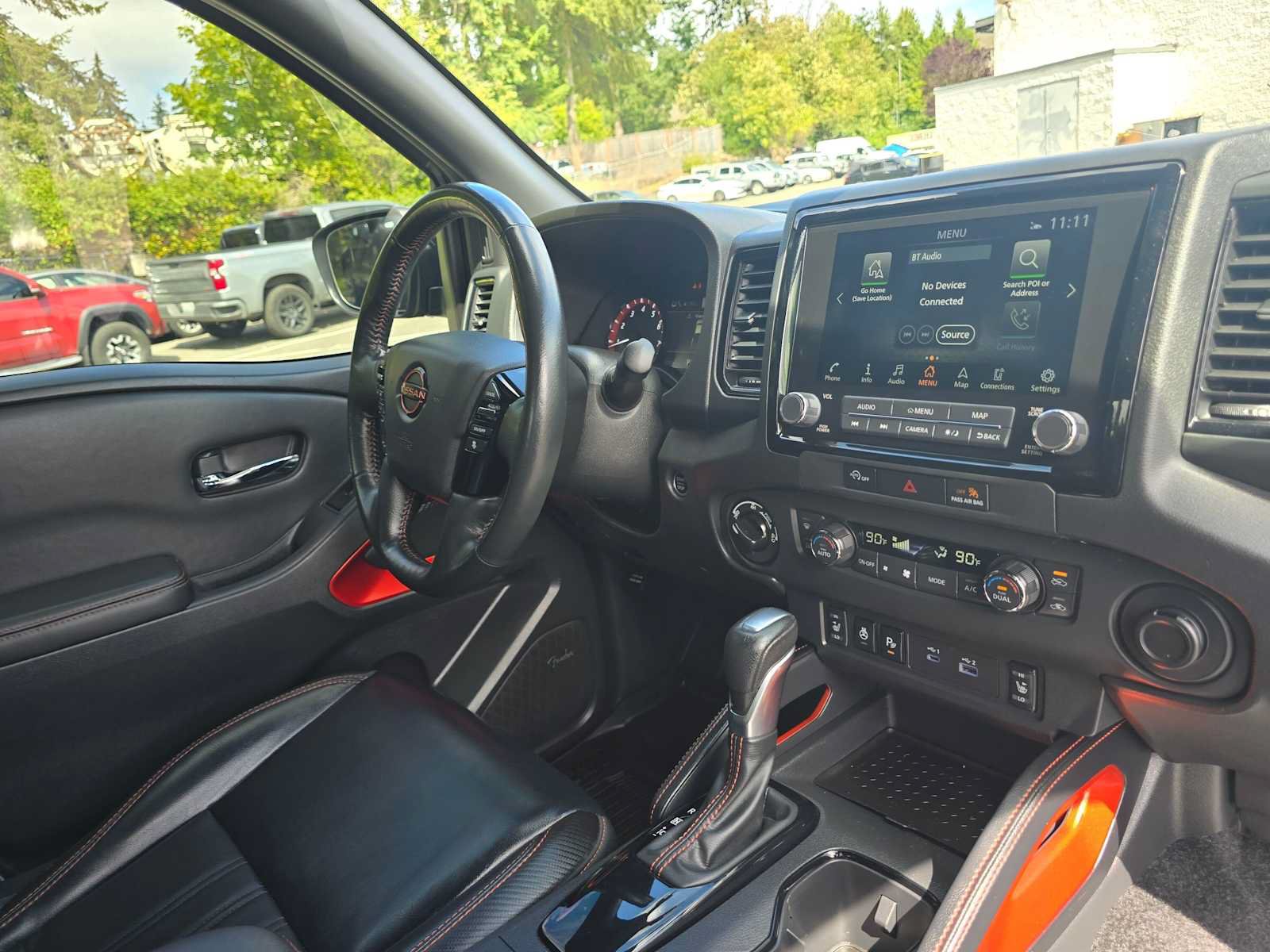 Used 2023 Nissan Frontier PRO-4X w/ Pro-4X Premium Package AWD/4WD image 10