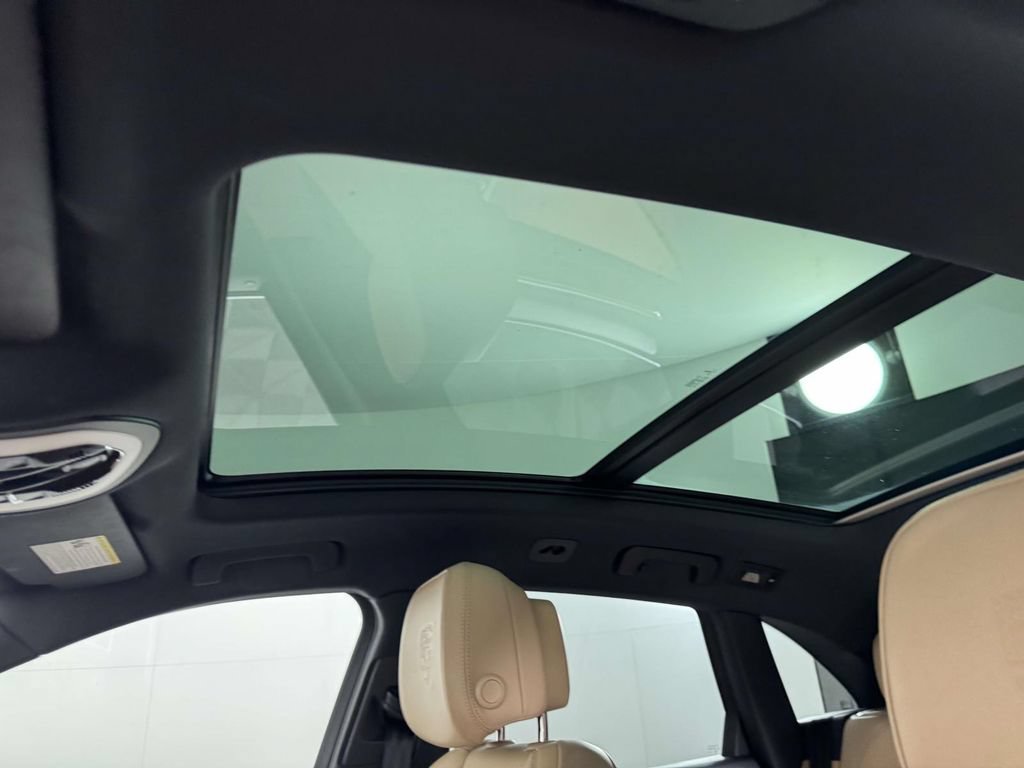 Used 2022 Porsche Macan S AWD/4WD image 33