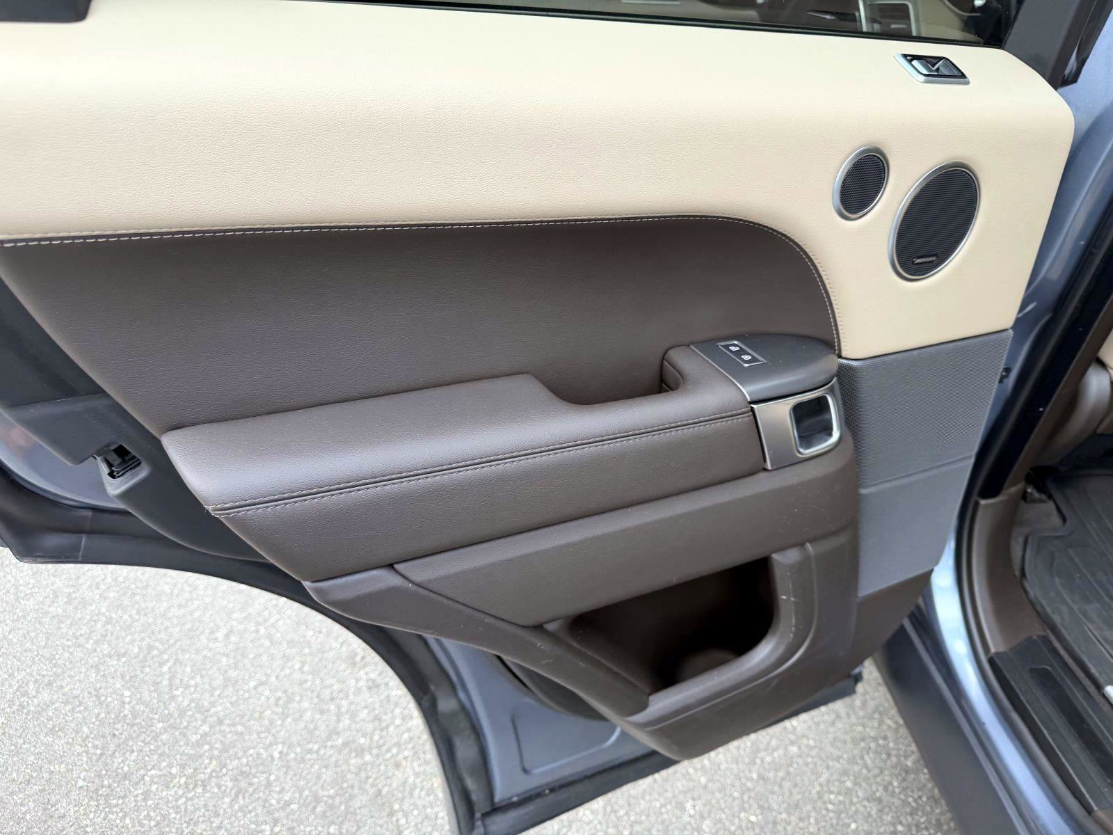 Used 2021 Land Rover Range Rover Sport SE image 20