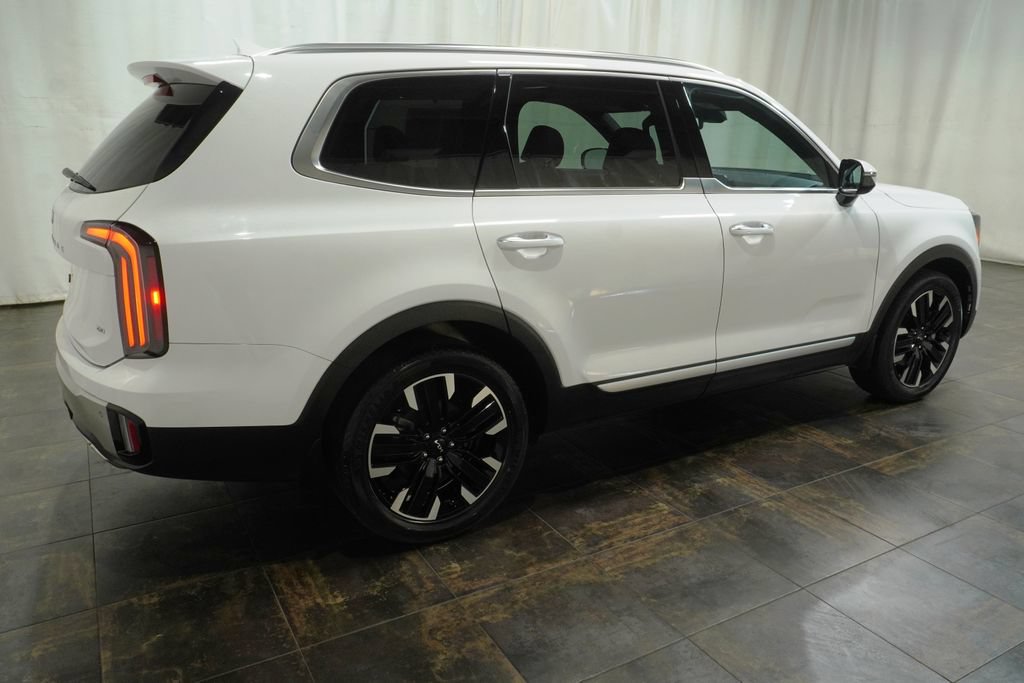 Used 2024 Kia Telluride SX AWD/4WD image 3