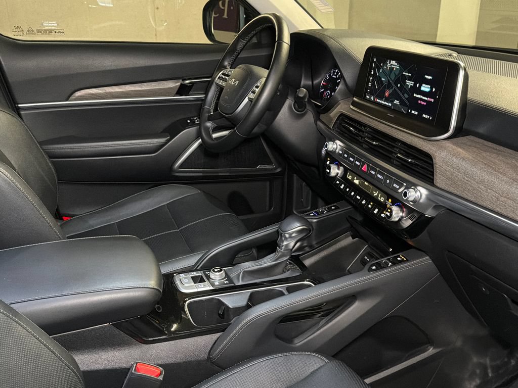 Used 2022 Kia Telluride EX AWD/4WD image 14