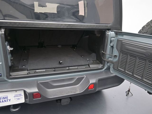 Used 2024 Jeep Wrangler Willys image 28