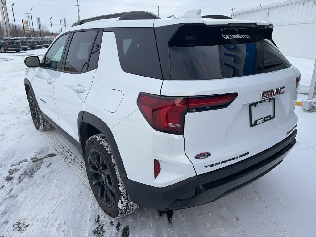 Used 2026 GMC Terrain Elevation w/ Elevation Premium Package image 9