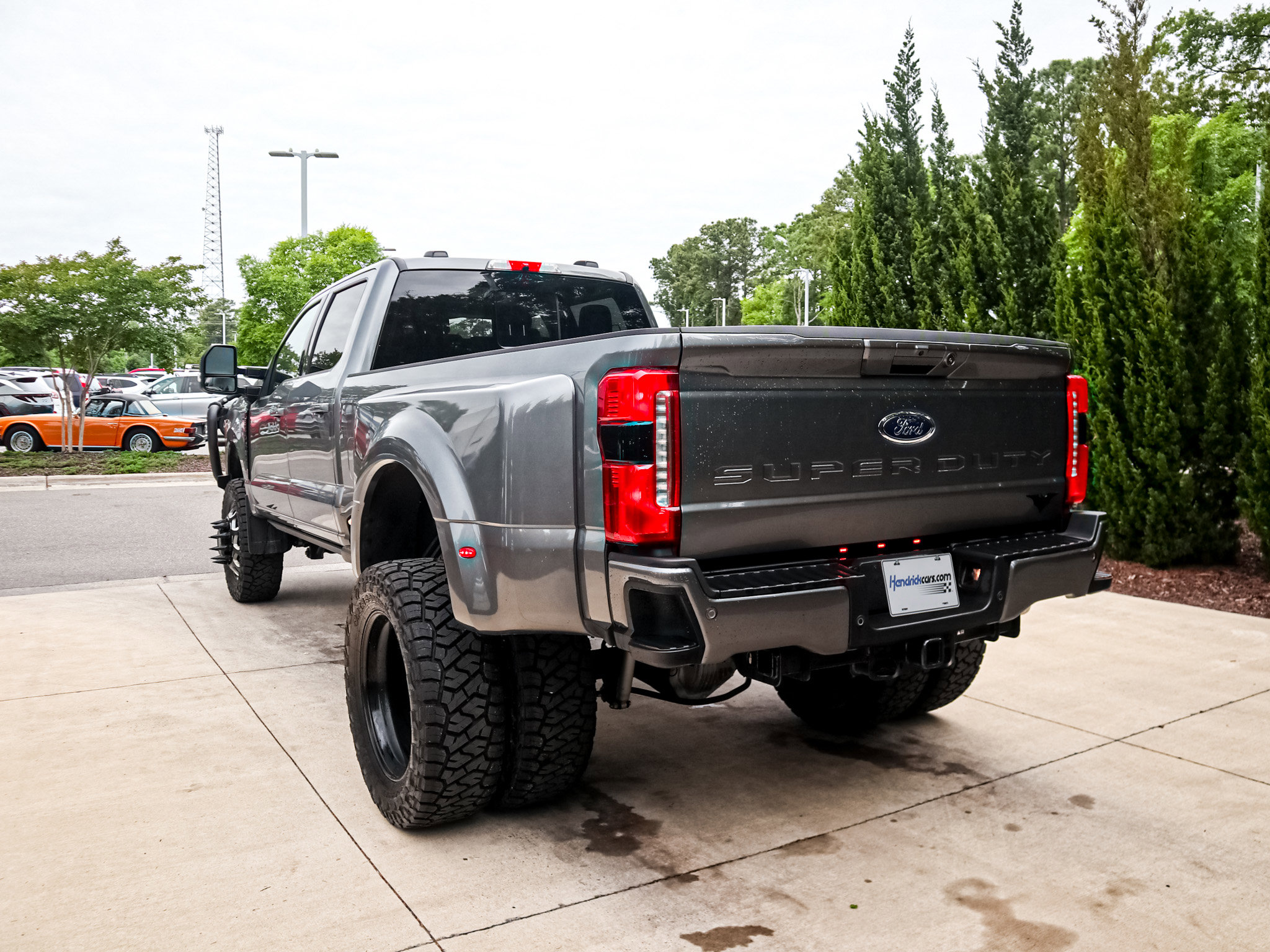 Used 2024 Ford F350 Lariat w/ Lariat Ultimate Package AWD/4WD image 8