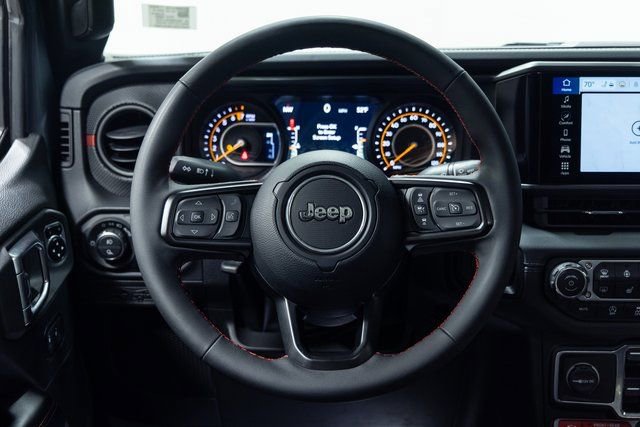 Used 2024 Jeep Gladiator Rubicon w/ Convenience Group image 12
