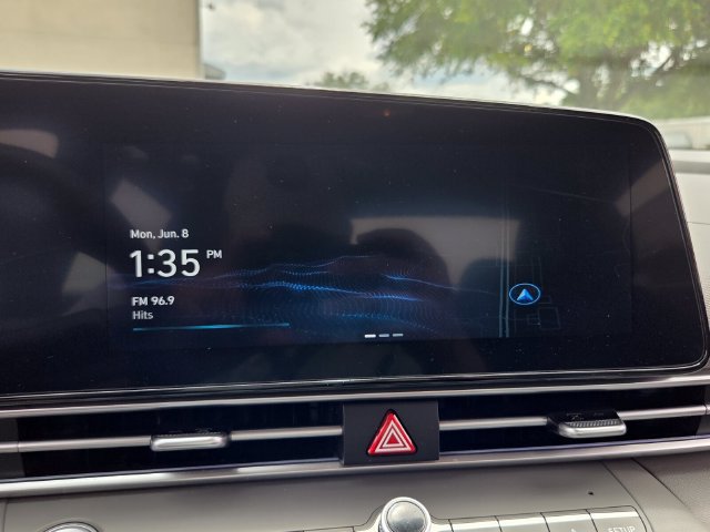 Used 2024 Hyundai Elantra SEL FWD image 22