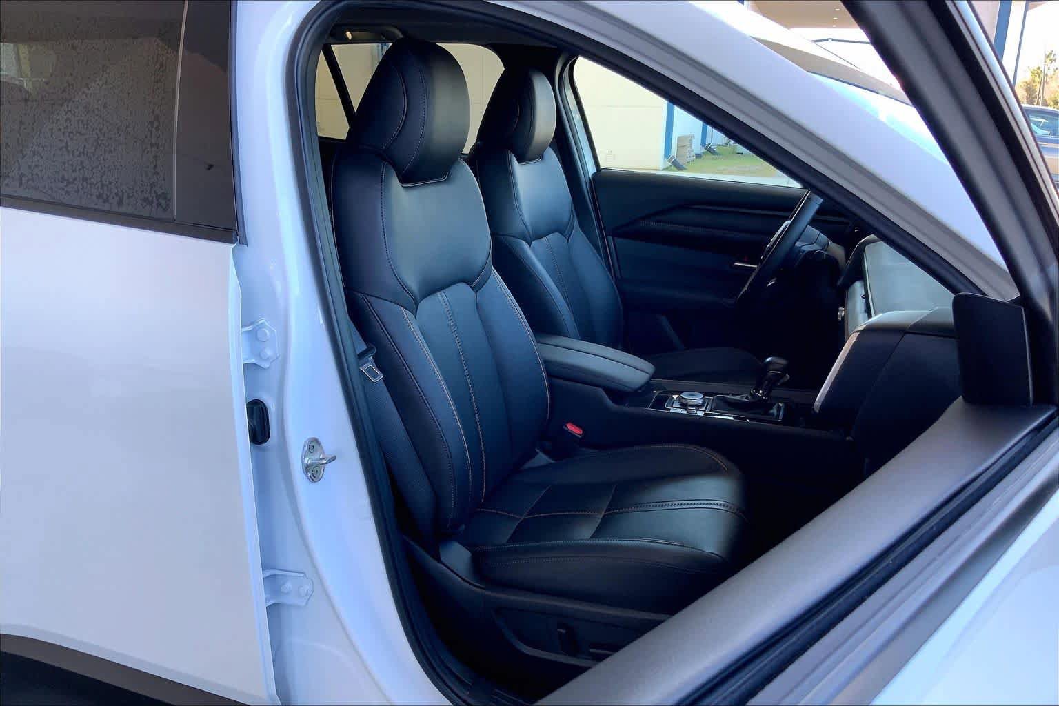 Used 2024 MAZDA CX-50 2.5 Turbo w/ Cargo Package AWD/4WD image 9