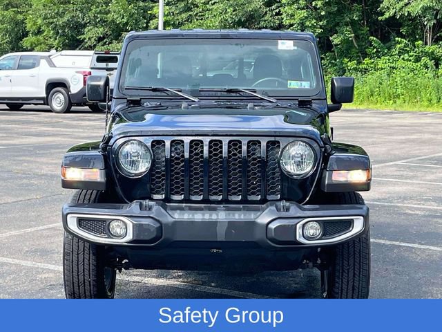 Used 2022 Jeep Gladiator Sport image 8