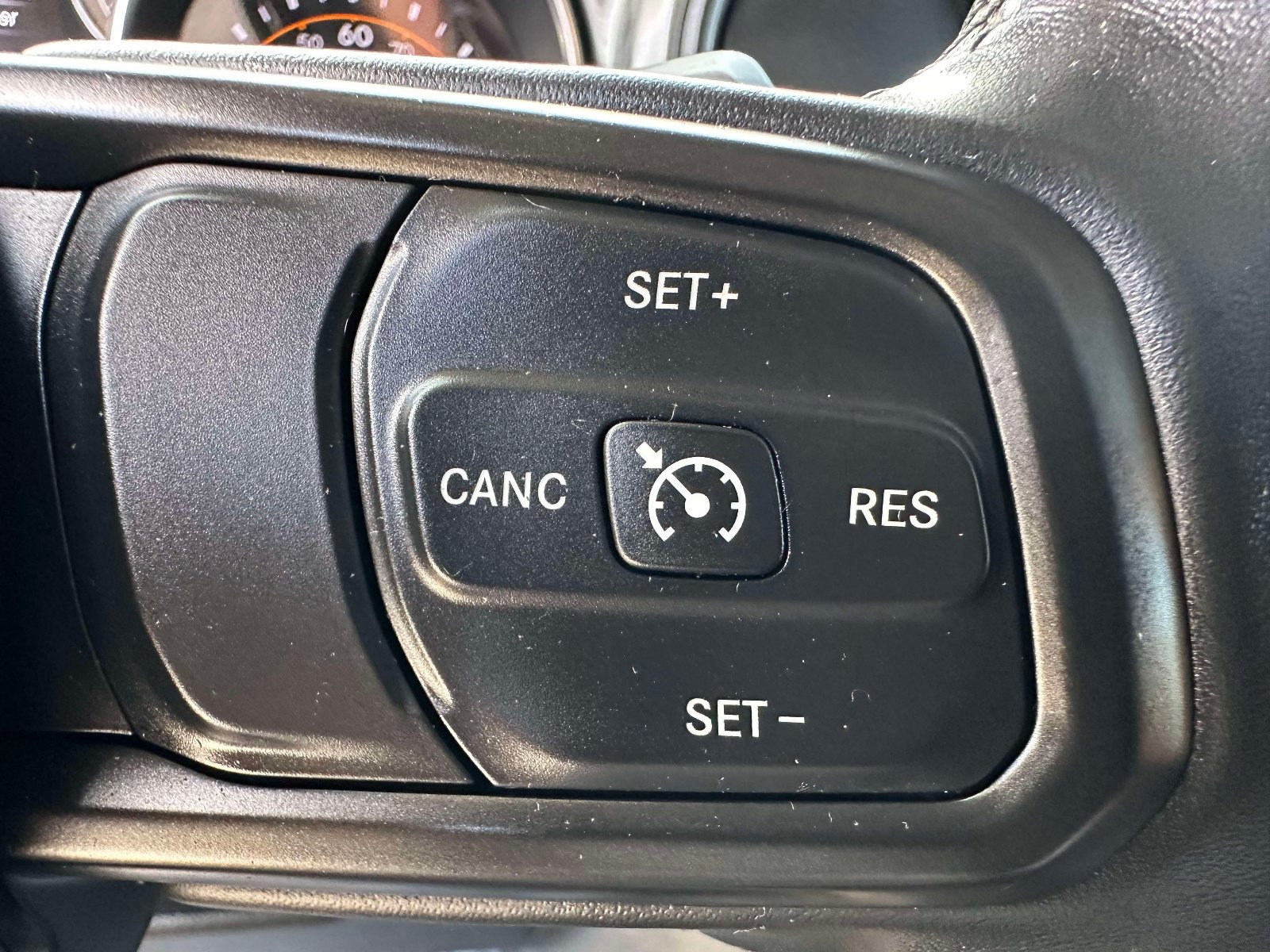 Used 2022 Jeep Wrangler Sport AWD/4WD image 16