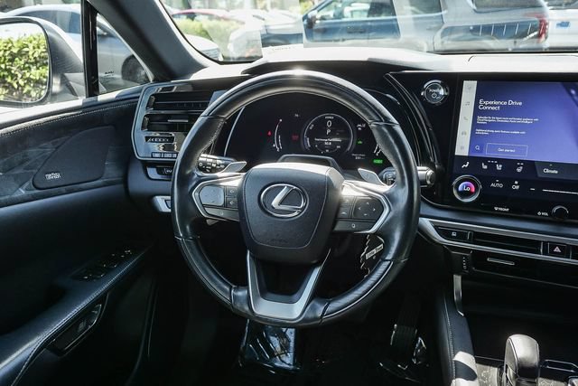 Used 2023 Lexus RX 350 w/ Cold Area Package AWD/4WD image 16