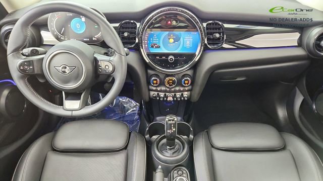 Used 2023 MINI Cooper S image 35