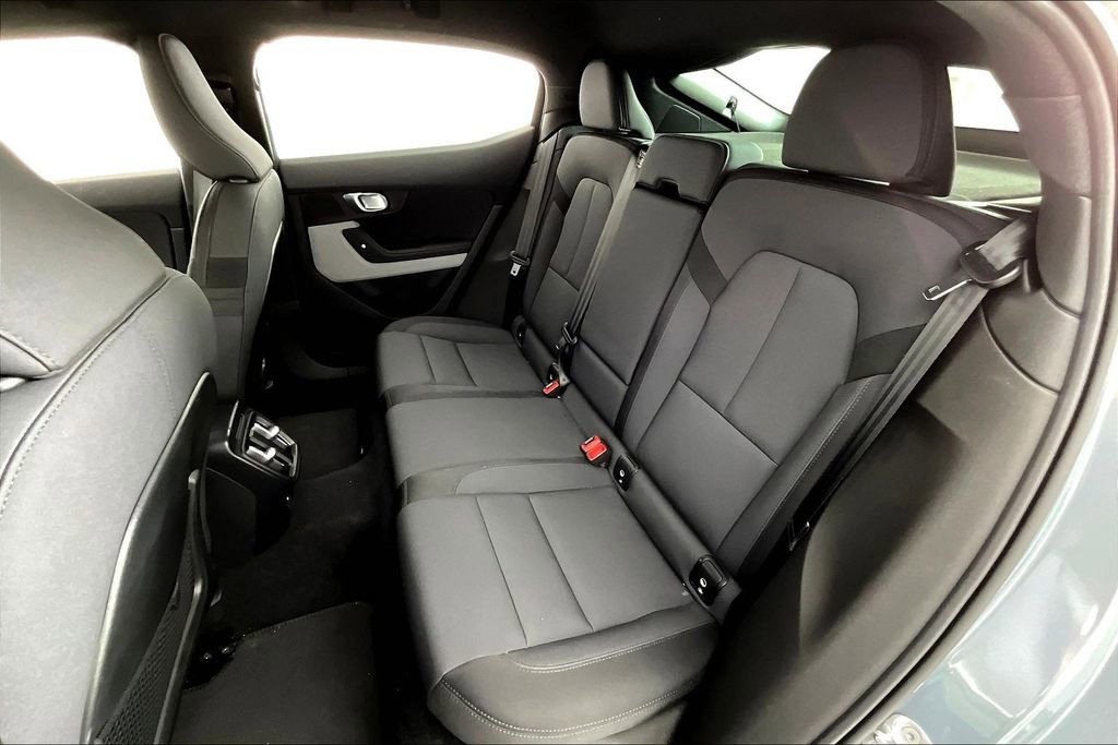 Used 2023 Polestar Polestar 2 w/ Pilot Pack image 34