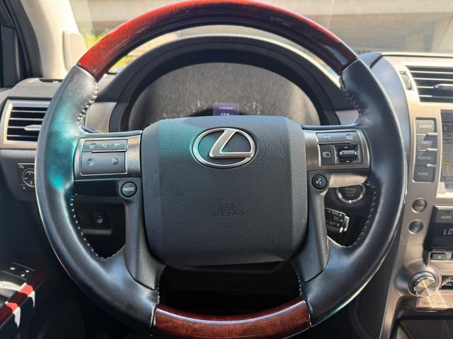 Used 2016 Lexus GX 460 Luxury AWD/4WD image 15