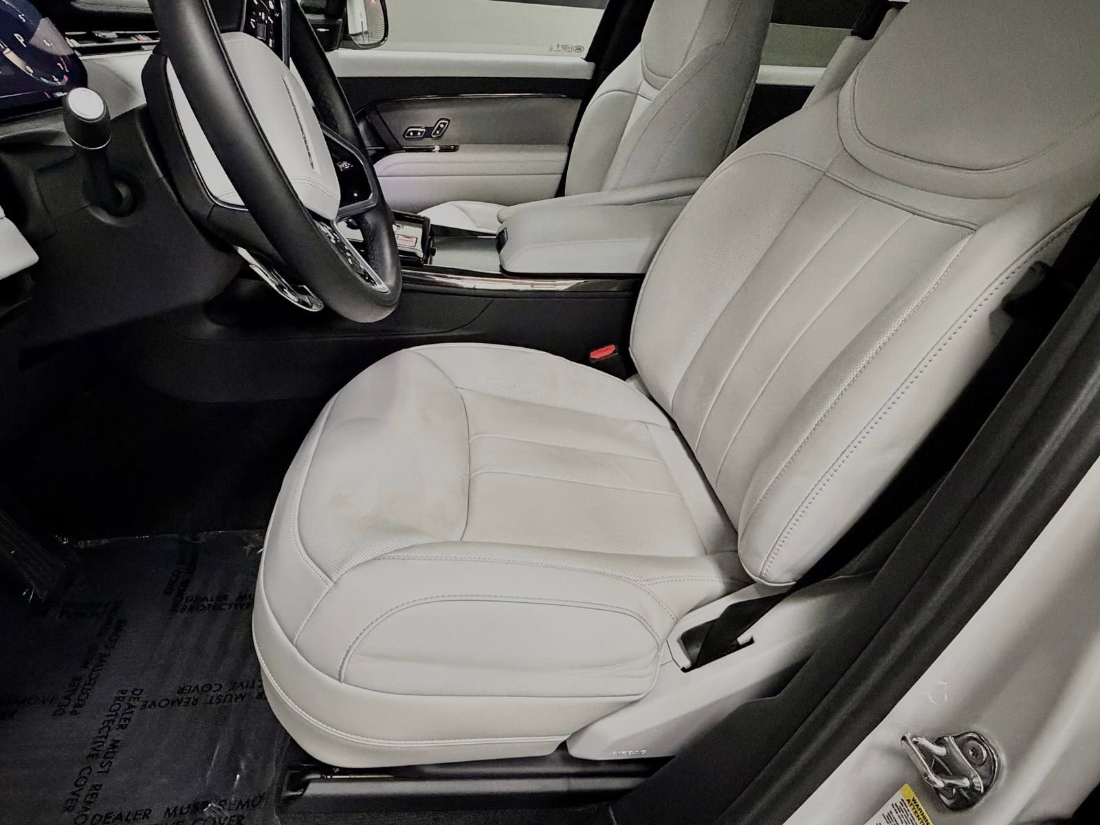 Used 2024 Land Rover Range Rover Sport SE image 22
