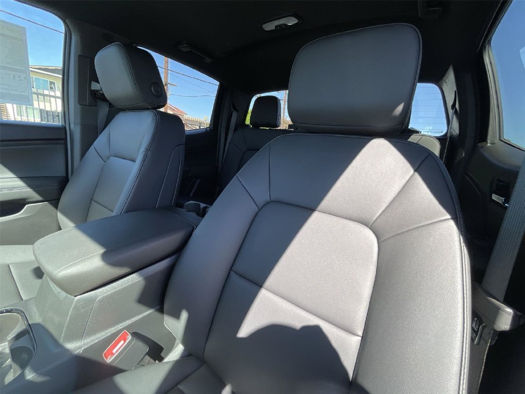 New 2026 Chevrolet Colorado LT w/ LT Convenience Package RWD image 24