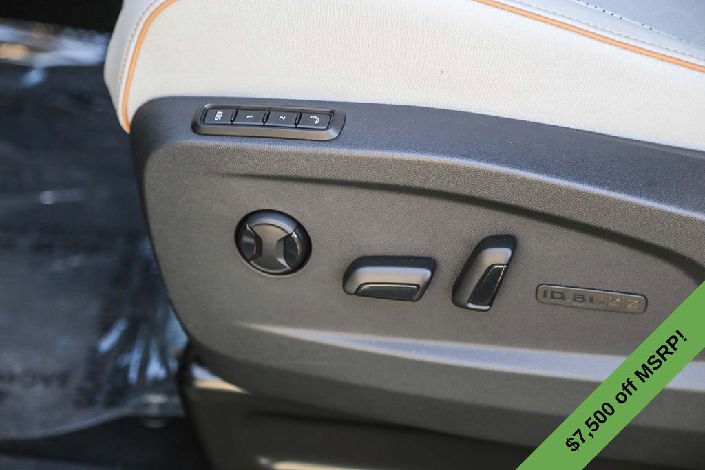 New 2025 Volkswagen ID. Buzz Pro S Plus image 30