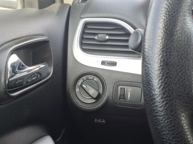 Used 2019 Dodge Journey SE w/ Blacktop Package FWD image 22