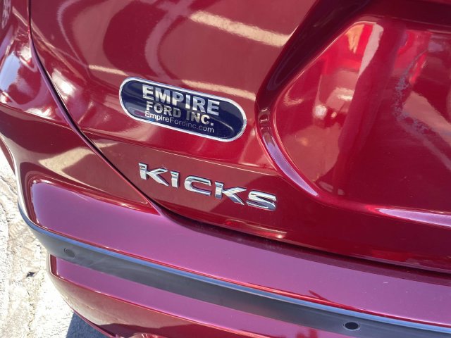 Used 2021 Nissan Kicks SV FWD image 5