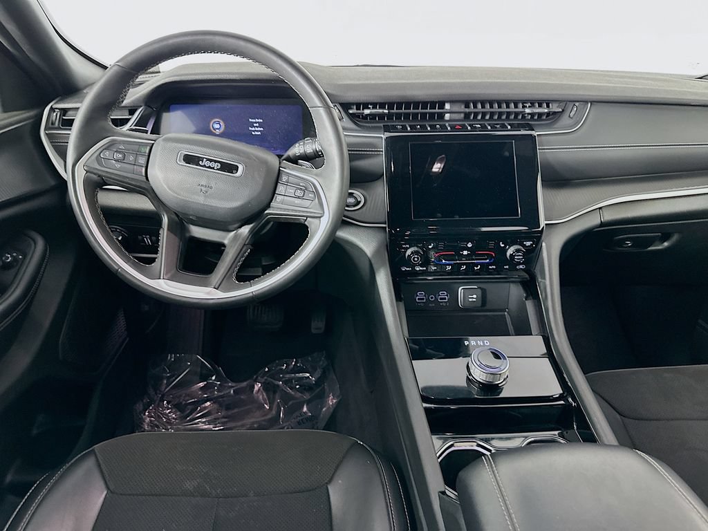 Certified 2023 Jeep Grand Cherokee Altitude AWD/4WD image 33