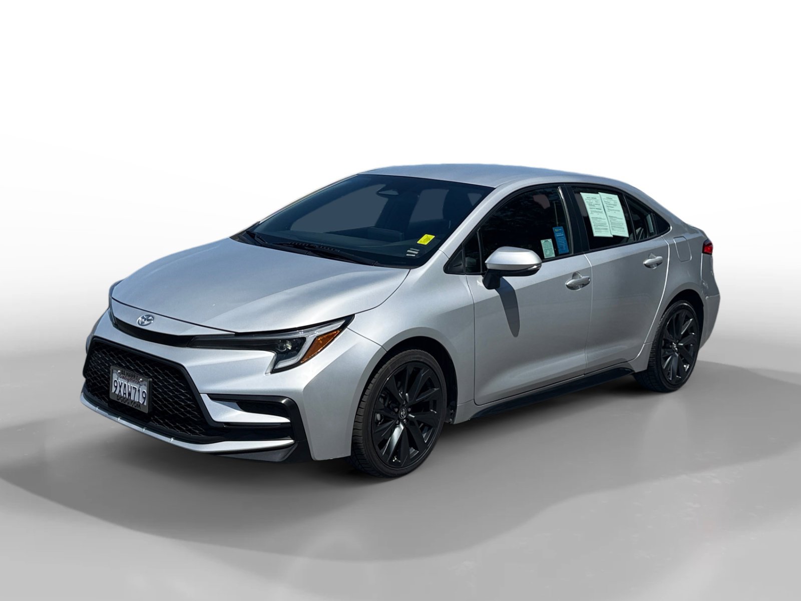 Used 2023 Toyota Corolla SE FWD image 1