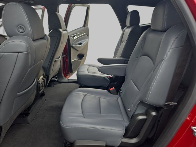 Used 2023 Buick Enclave Essence image 17