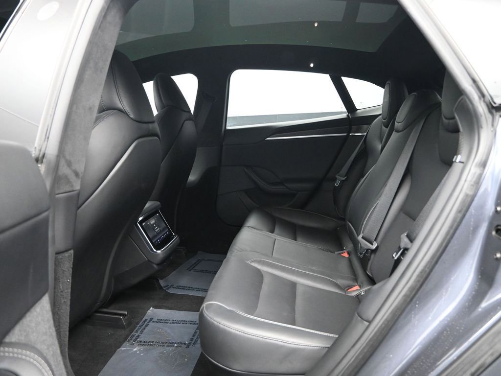 Used 2022 Tesla Model S Plaid image 32