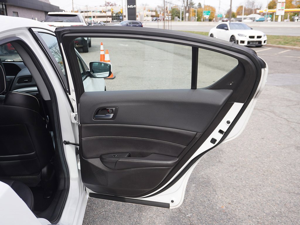 Used 2021 Acura ILX w/ Premium Package image 25