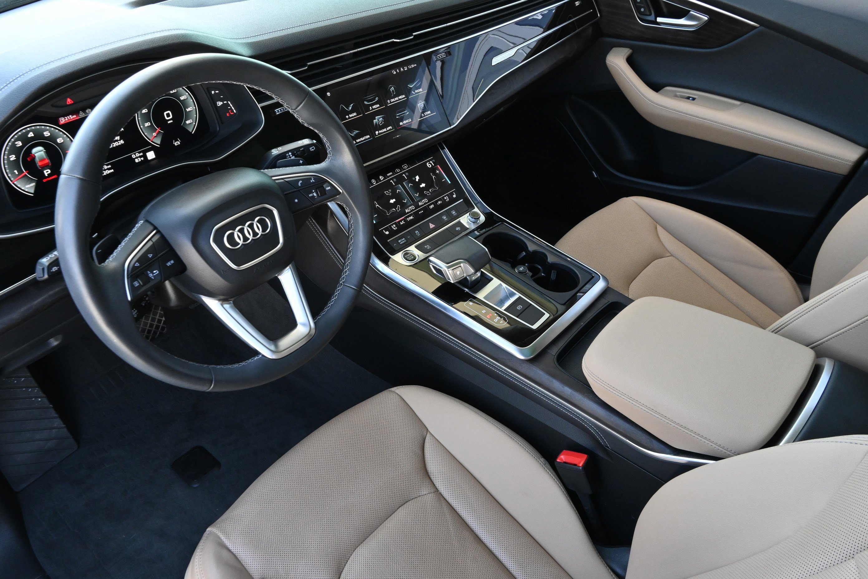 Used 2024 Audi Q8 Premium Plus image 13