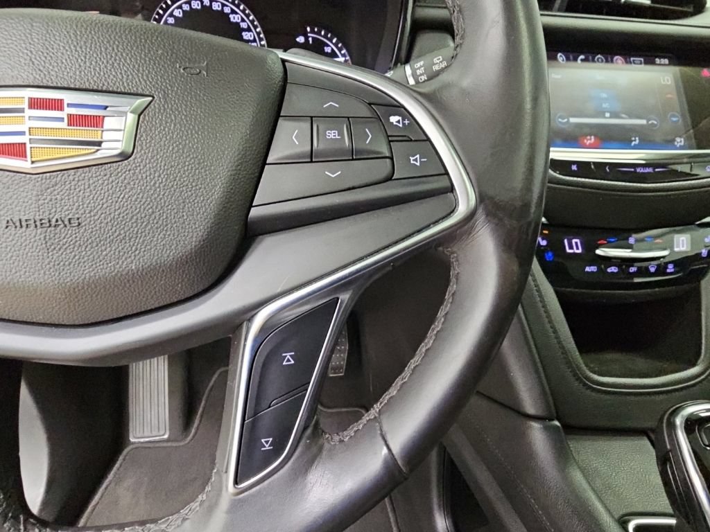 Used 2018 Cadillac XT5 Premium Luxury AWD/4WD image 26