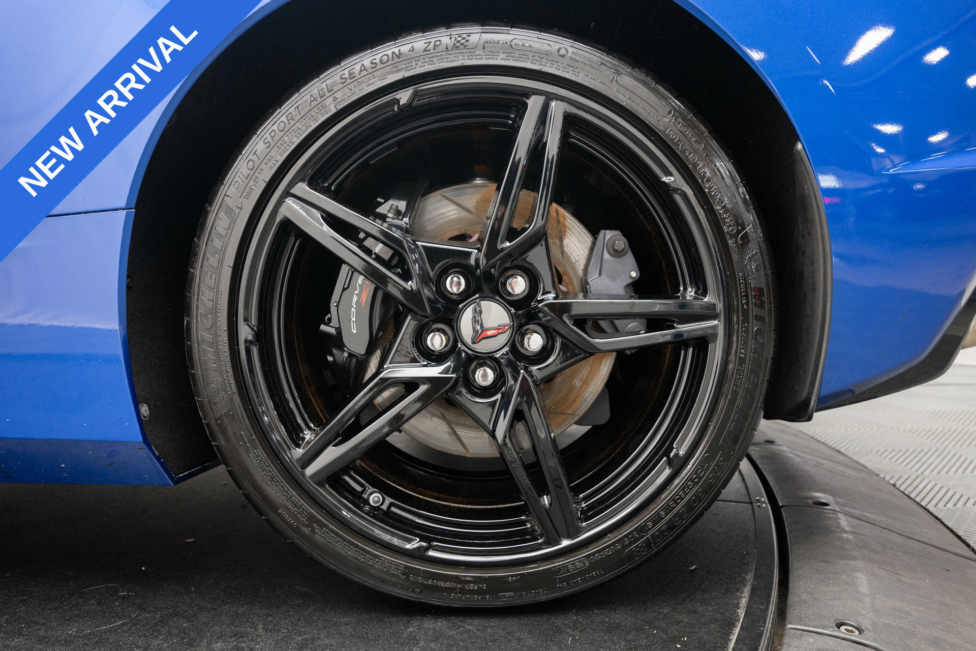 Used 2020 Chevrolet Corvette Stingray Preferred Cpe w/ 2LT Preferred Equipment Group RWD image 34