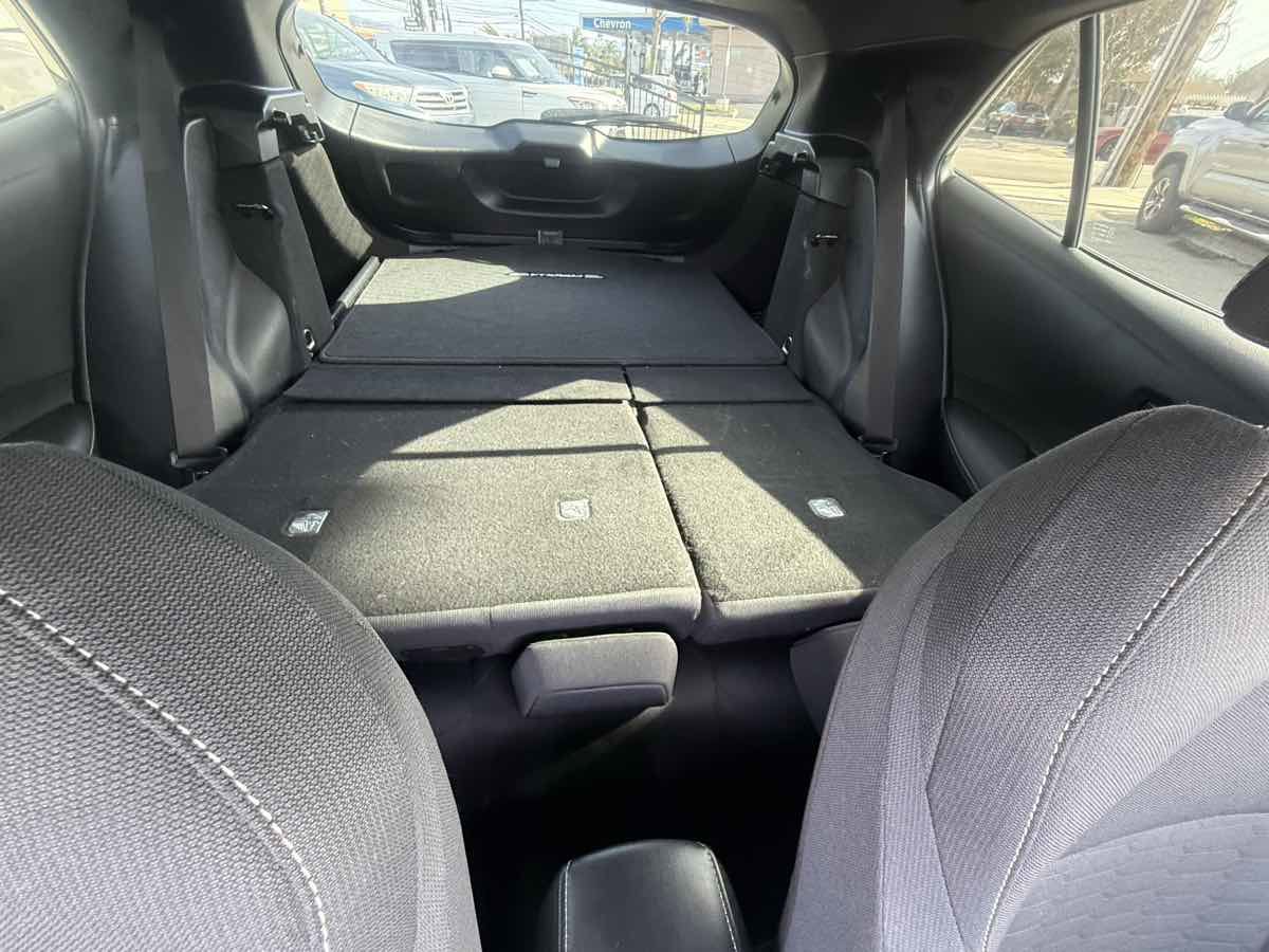 Used 2020 Toyota Corolla SE w/ Carpet Mat Package image 35