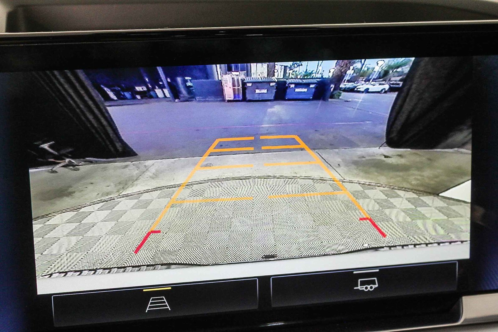 Used 2023 Chevrolet Silverado 1500 LT image 24