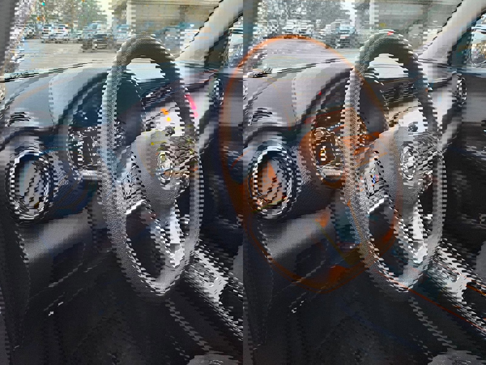 Used 2024 Nissan Kicks SV image 10