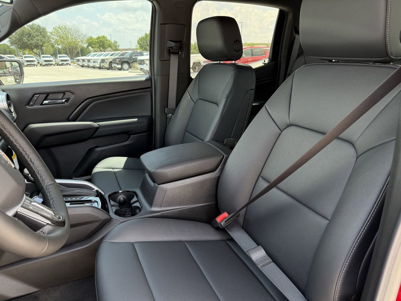 New 2026 Chevrolet Colorado LT w/ LT Convenience Package AWD/4WD image 21