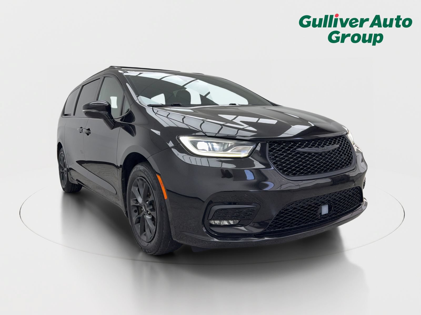 Used 2021 Chrysler Pacifica Touring-L w/ S Appearance Package FWD image 13