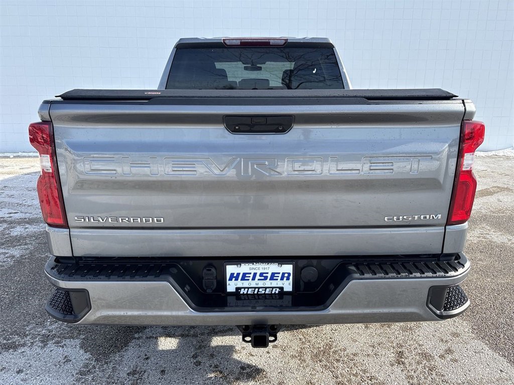 Used 2021 Chevrolet Silverado 1500 Custom image 12