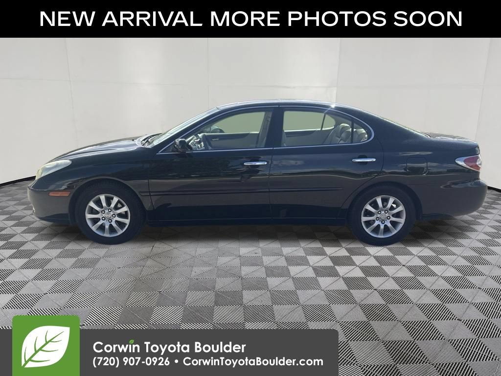 Used 2002 Lexus ES 330 FWD image 4
