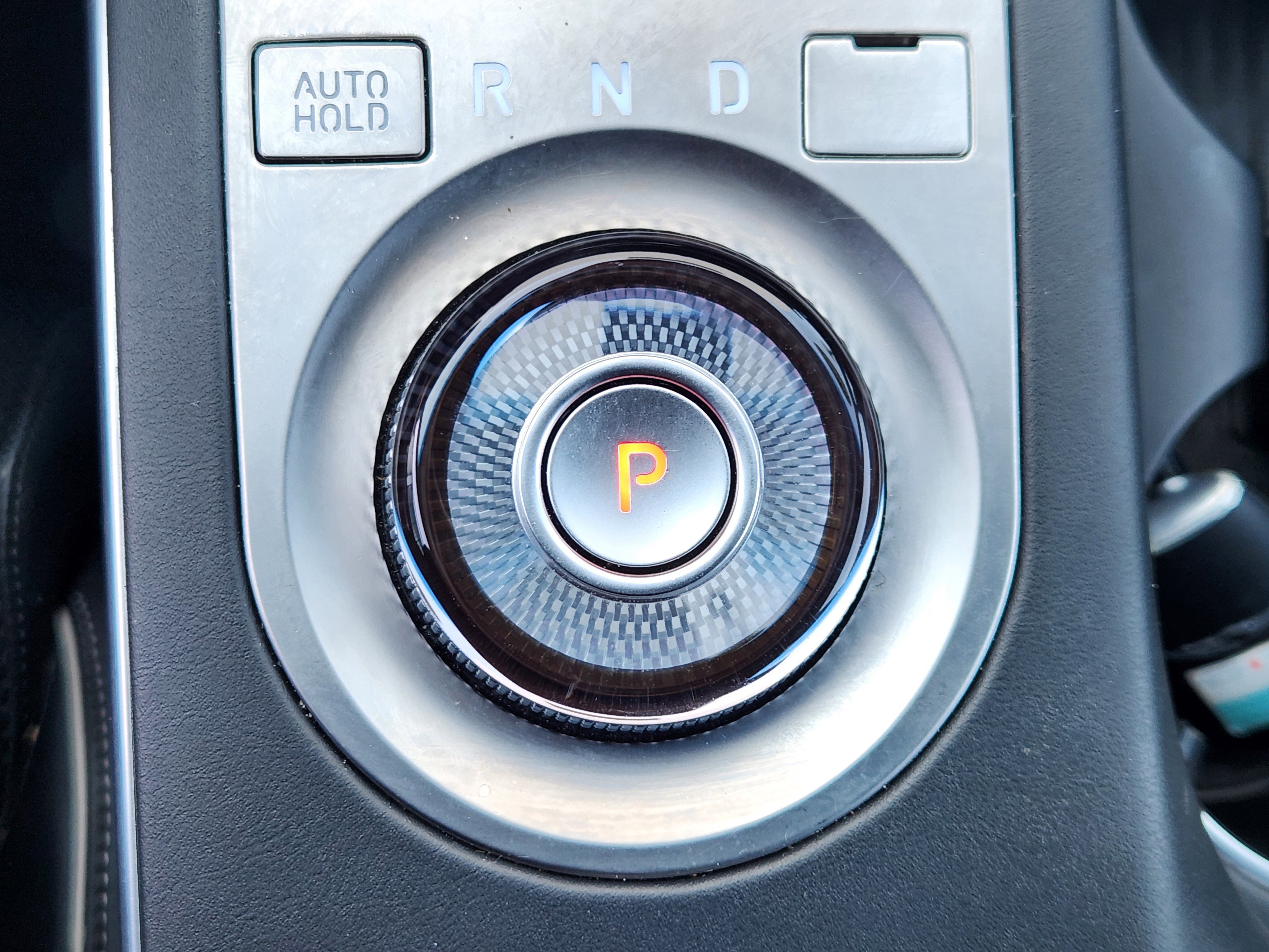 Used 2024 Genesis GV70 3.5T Sport image 13